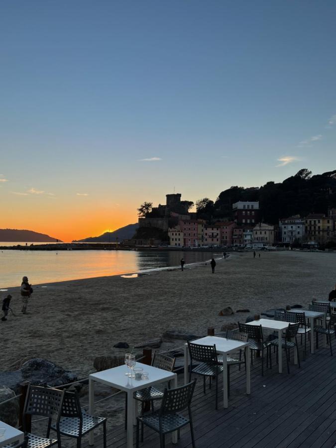 La Torretta A San Terenzo Hotel เลริชี ภายนอก รูปภาพ